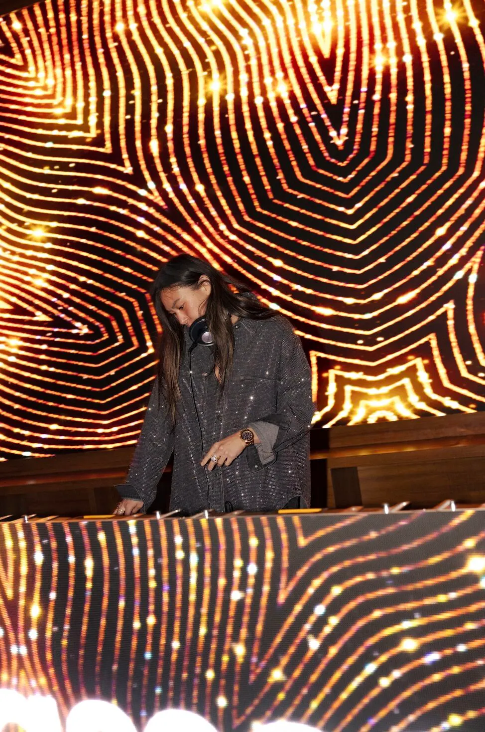 Lucy Guo djing